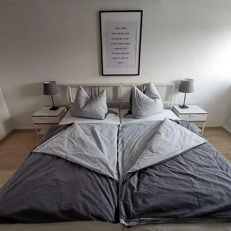 Moderne 3br Netflix,kaffee,wifi,parken 아파트 브란드에르비스도르프